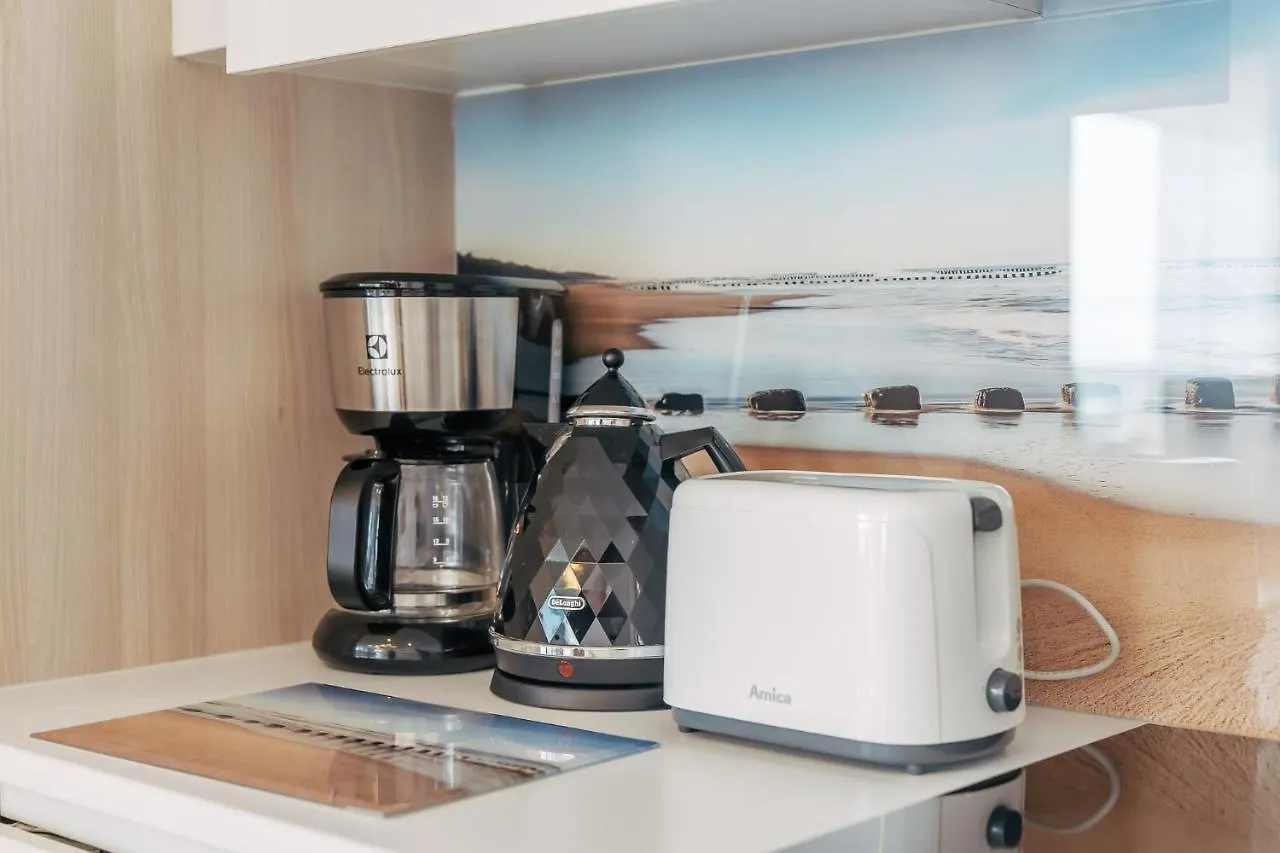 Apartament Z Widokiem Na Morze Z Aneksem Kuchennym I Basenem Ultra Marine Kolobrzeg 0*,  Poland